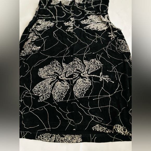 New Vikki Bi Top Black Beige Floral Pattern Sleeveless size OX made in USA - Picture 3 of 16